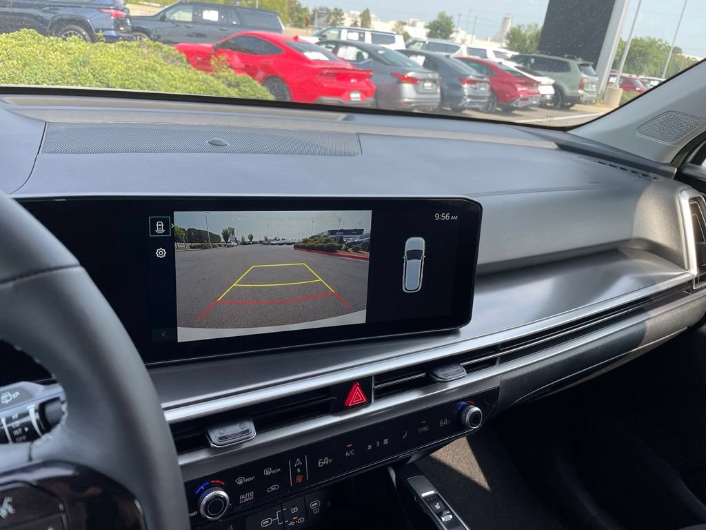 New 2026 Kia Sorento S w/ S Panoramic Sunroof Package FWD image 17