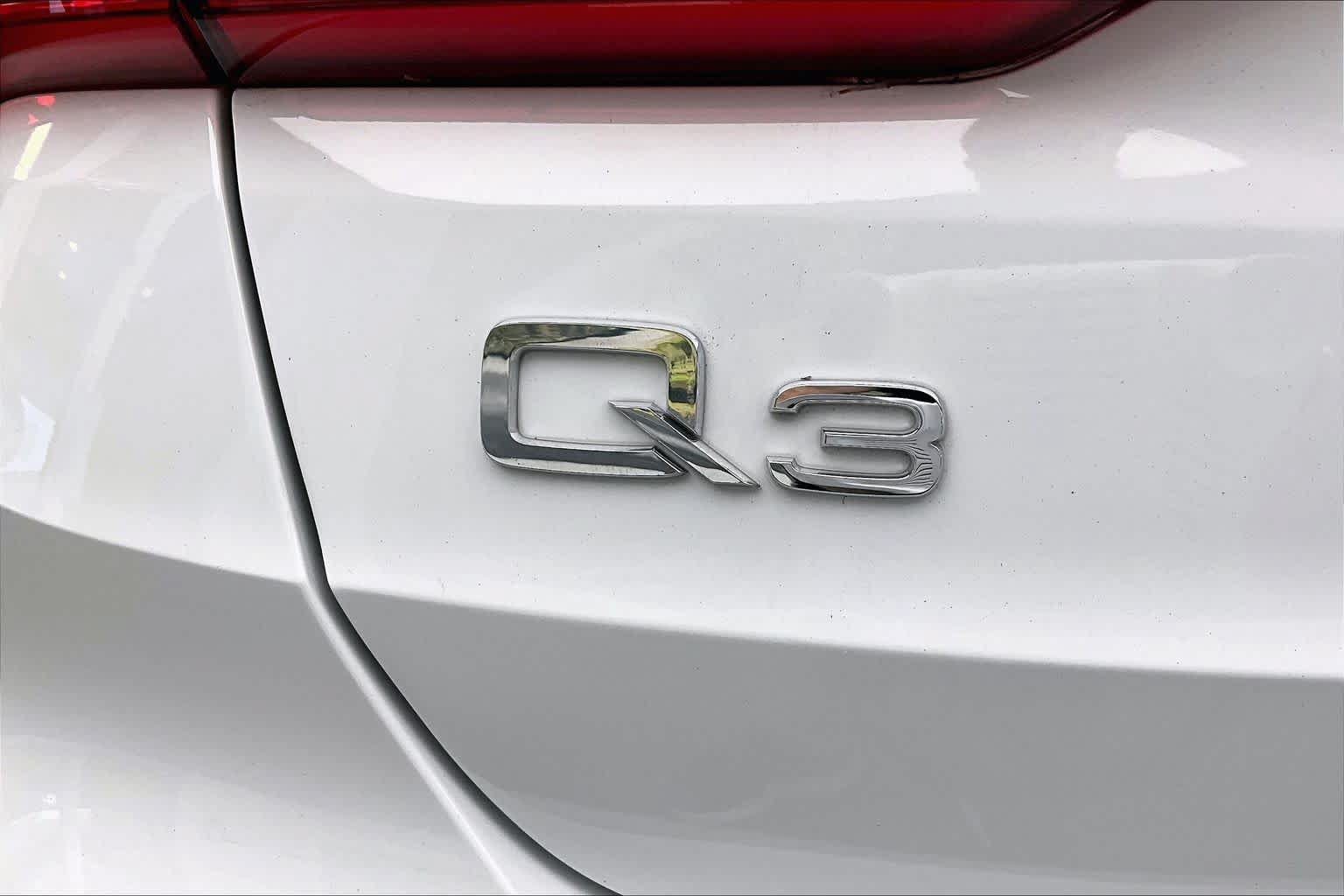 Certified 2024 Audi Q3 2.0T Premium AWD/4WD image 33