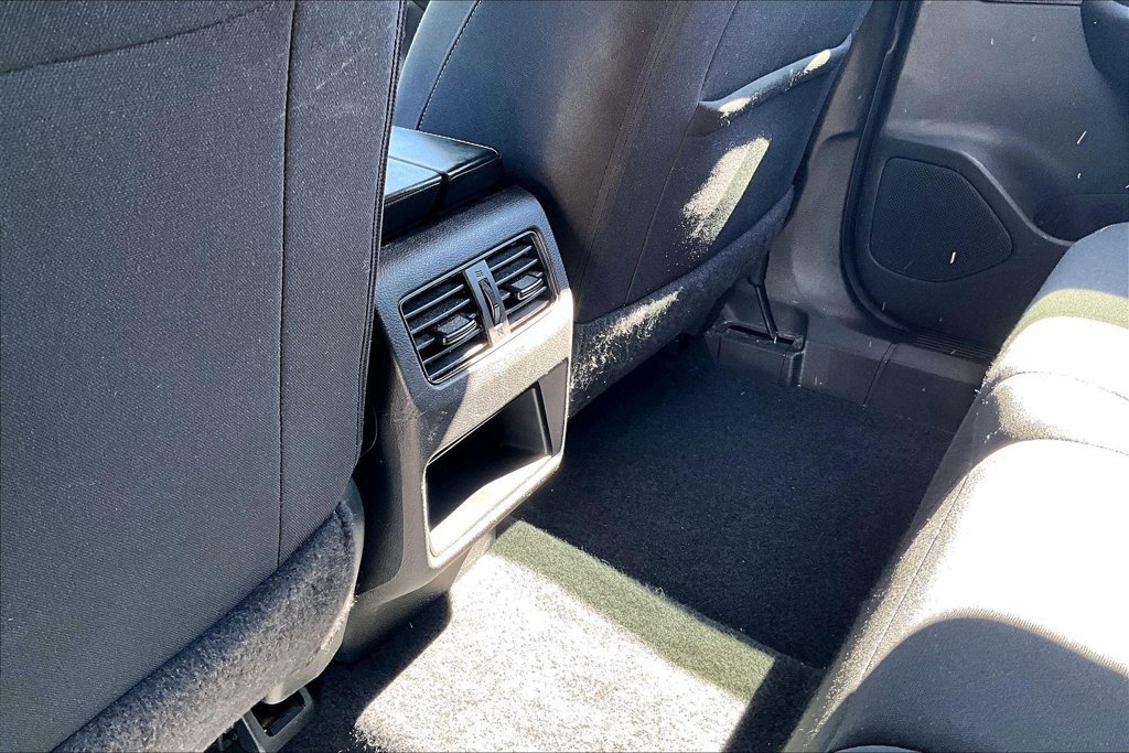 Used 2023 Nissan Rogue S FWD image 10