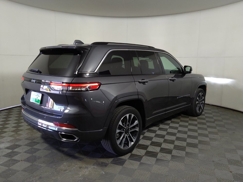 Used 2022 Jeep Grand Cherokee Overland AWD/4WD image 10