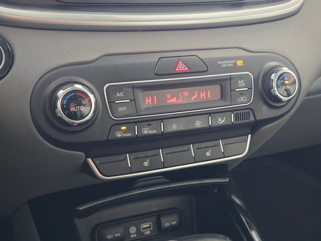 Used 2019 Kia Sorento SX FWD image 33