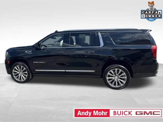 Used 2022 GMC Yukon XL Denali AWD/4WD image 8
