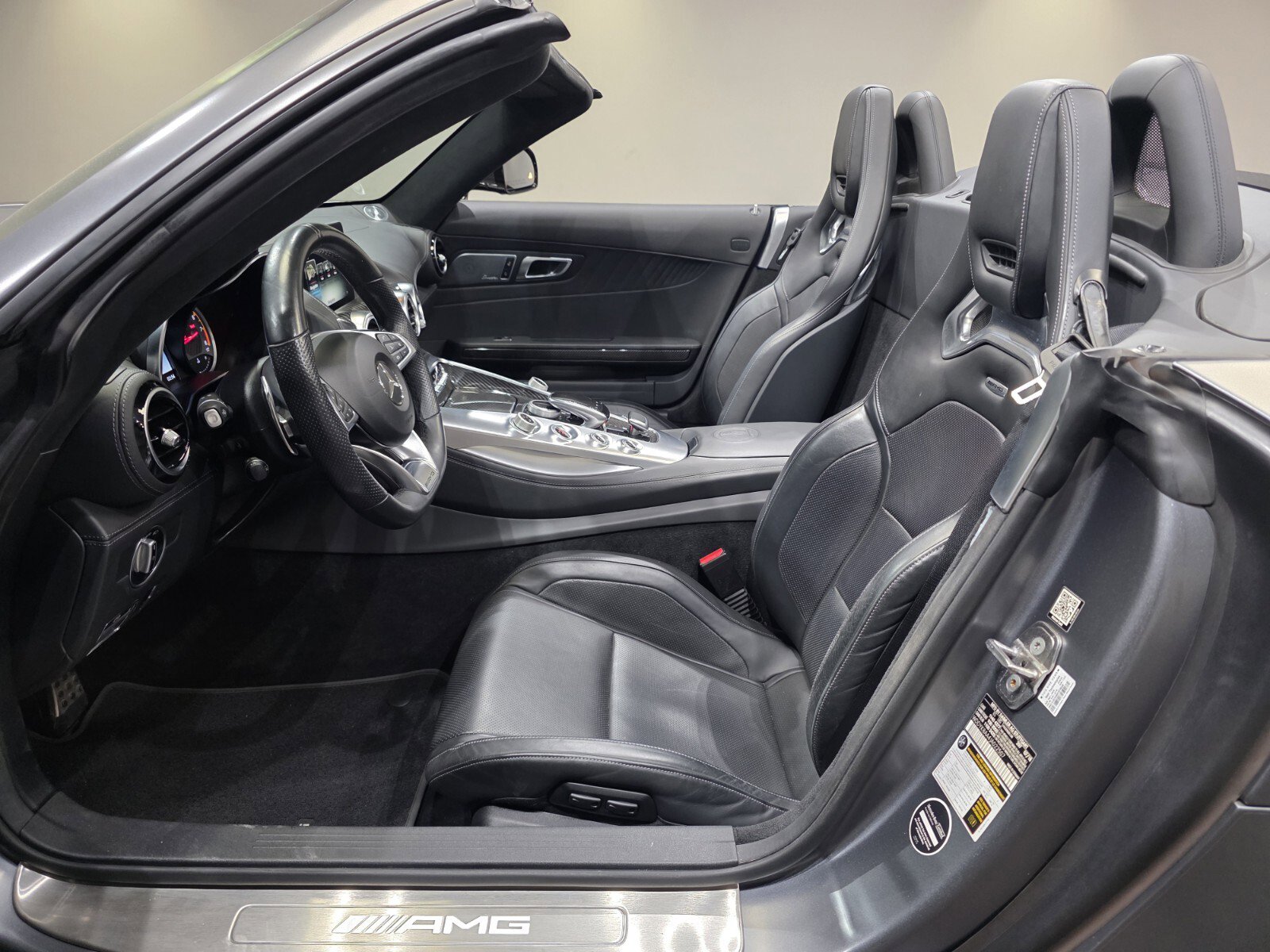Used 2018 Mercedes-Benz AMG GT C image 6