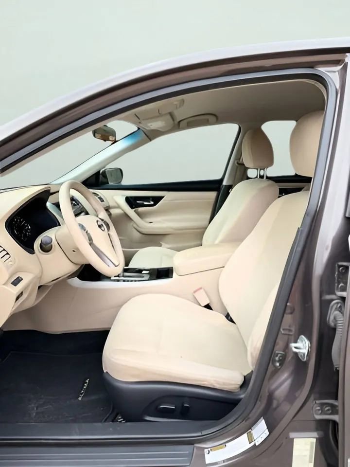 Used 2015 Nissan Altima 2.5 S w/ Special Edition Package FWD image 14