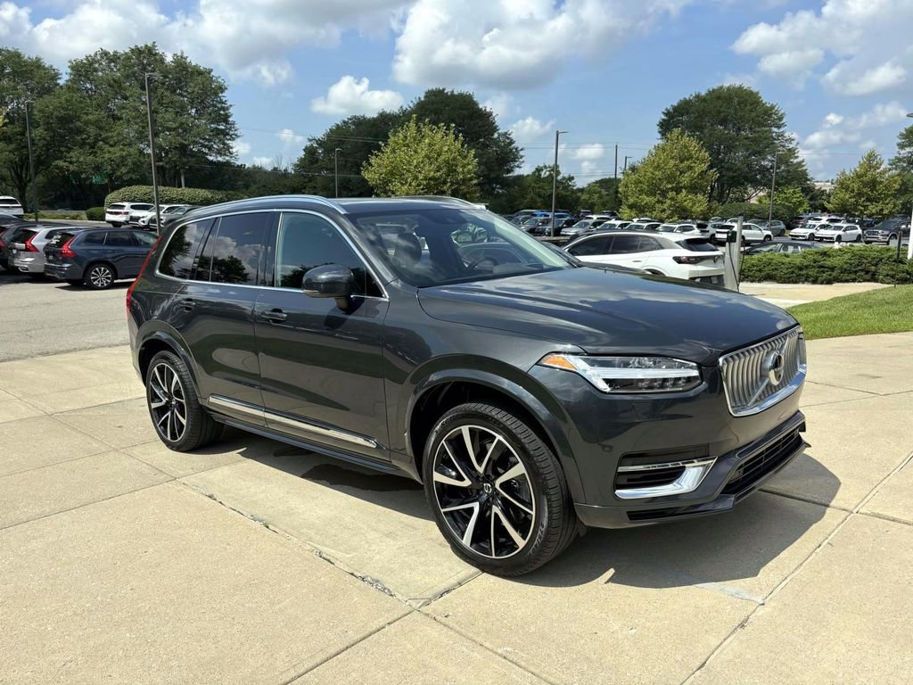 Used 2022 Volvo XC90 T8 Inscription Expression w/ Advanced Package