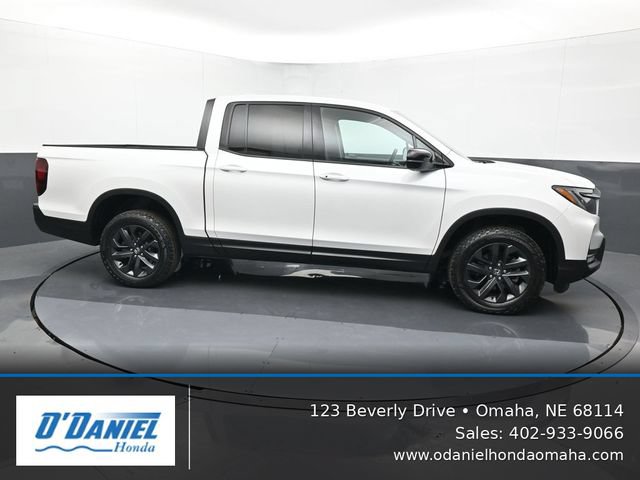 Used 2023 Honda Ridgeline Sport image 7