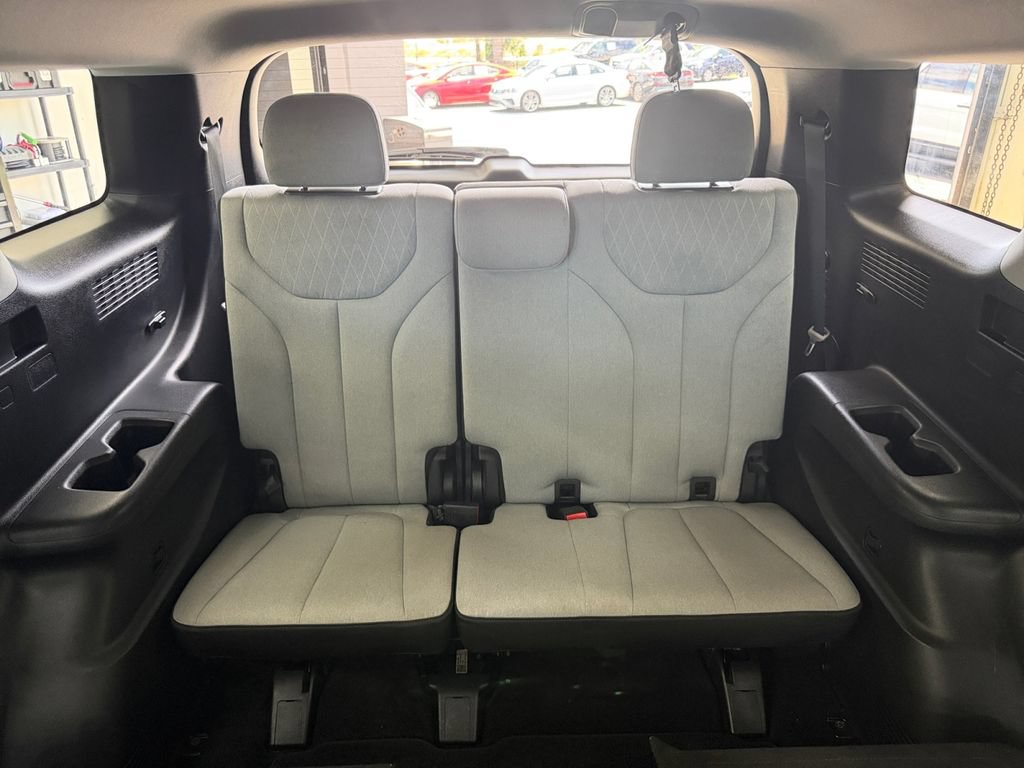 Used 2021 Hyundai Palisade SEL FWD image 32