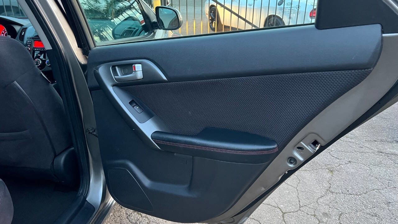 Used 2012 Kia Forte SX image 20
