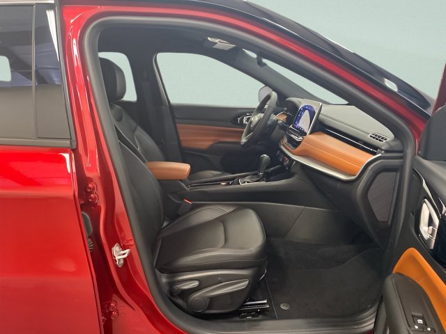 Used 2025 Jeep Compass Limited AWD/4WD image 24