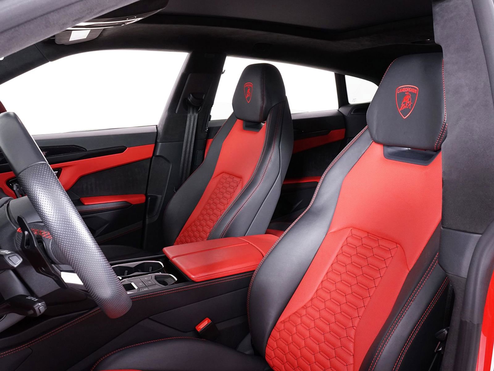 Used 2022 Lamborghini Urus image 27