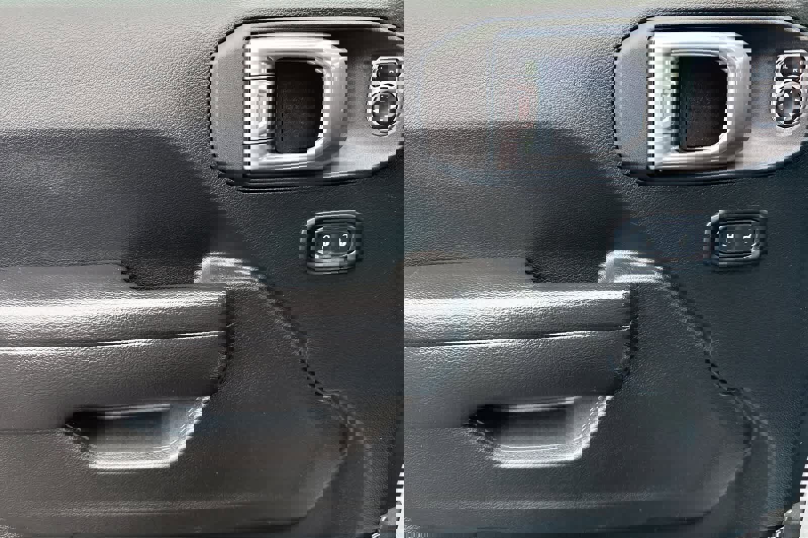 Used 2022 Jeep Wrangler Unlimited Sport image 12