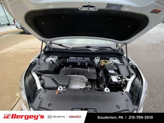 Used 2017 Buick Envision Essence AWD/4WD image 34