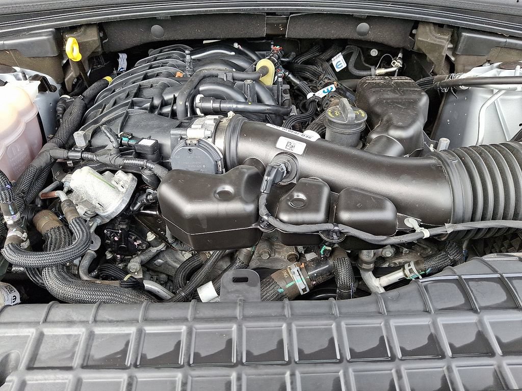 Certified 2023 Jeep Grand Cherokee Limited AWD/4WD image 30