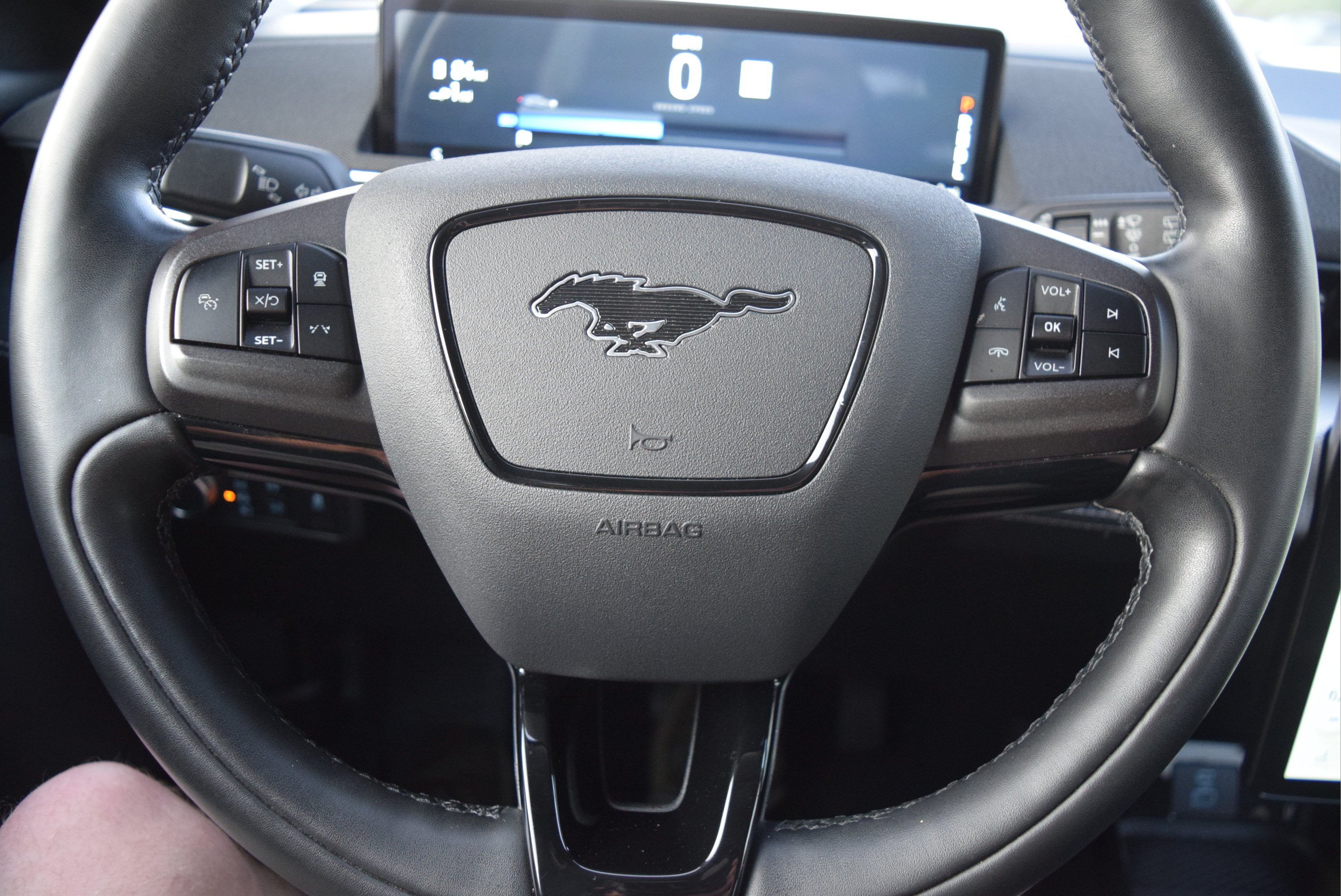 Used 2021 Ford Mustang Mach-E Select w/ Comfort/Appearance Package AWD/4WD image 11