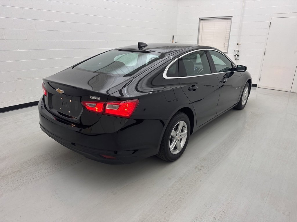 Used 2024 Chevrolet Malibu LS image 9
