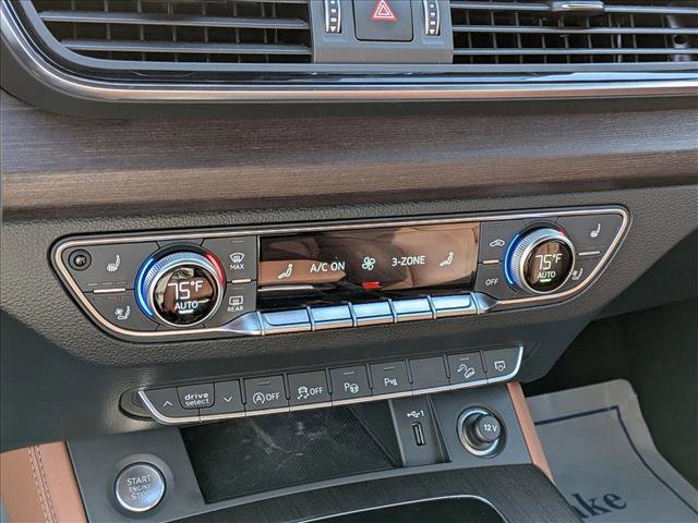 Used 2022 Audi Q5 2.0T Prestige w/ Prestige Package image 17