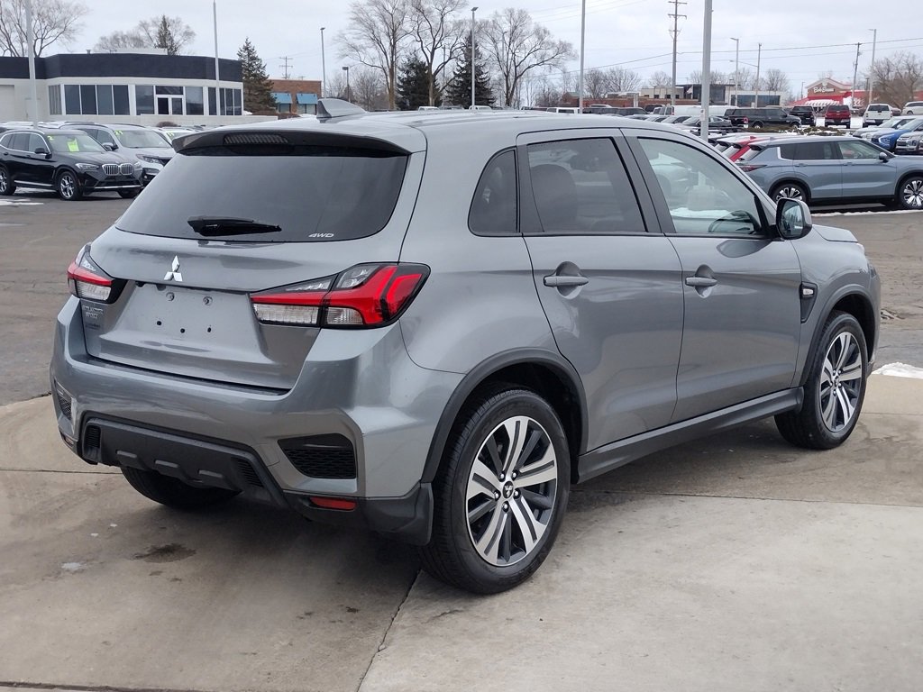 Used 2024 Mitsubishi Outlander Sport ES image 14