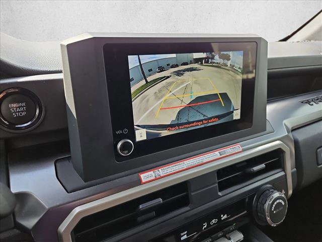 Used 2025 Toyota Tacoma SR5 AWD/4WD image 13