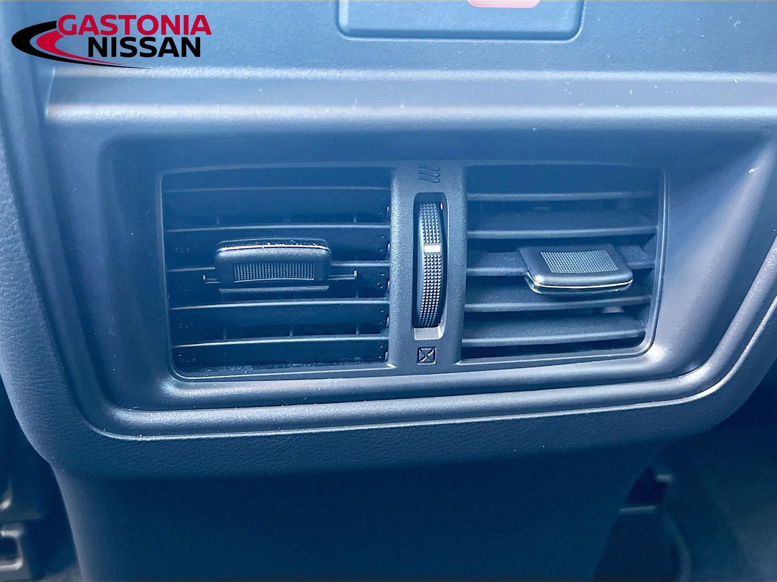 Used 2024 Nissan Murano SV w/ SV Midnight Edition Package image 34