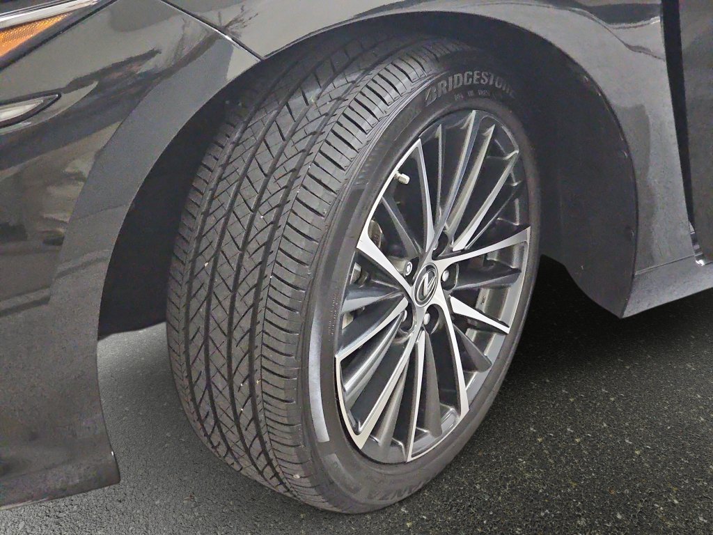 Certified 2025 Lexus ES 350 w/ Premium Package FWD image 30