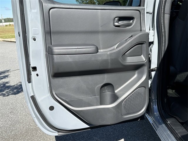 New 2026 Nissan Frontier SV image 24