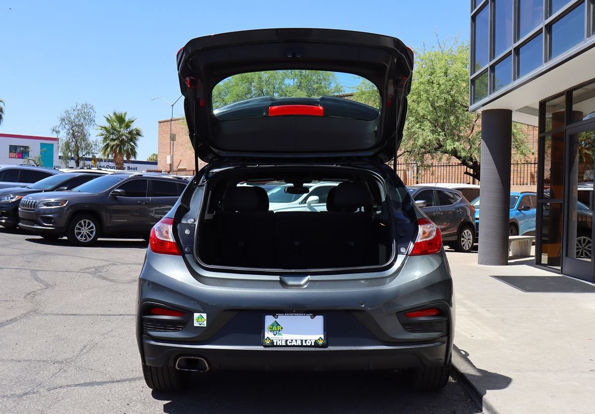 Used 2019 Chevrolet Cruze LT w/ Convenience Package FWD image 22