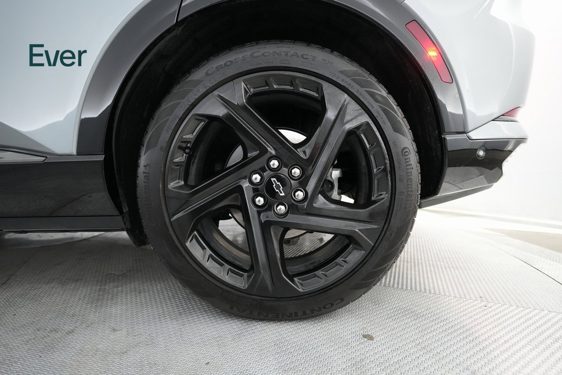 Used 2024 Chevrolet Equinox EV RS image 20