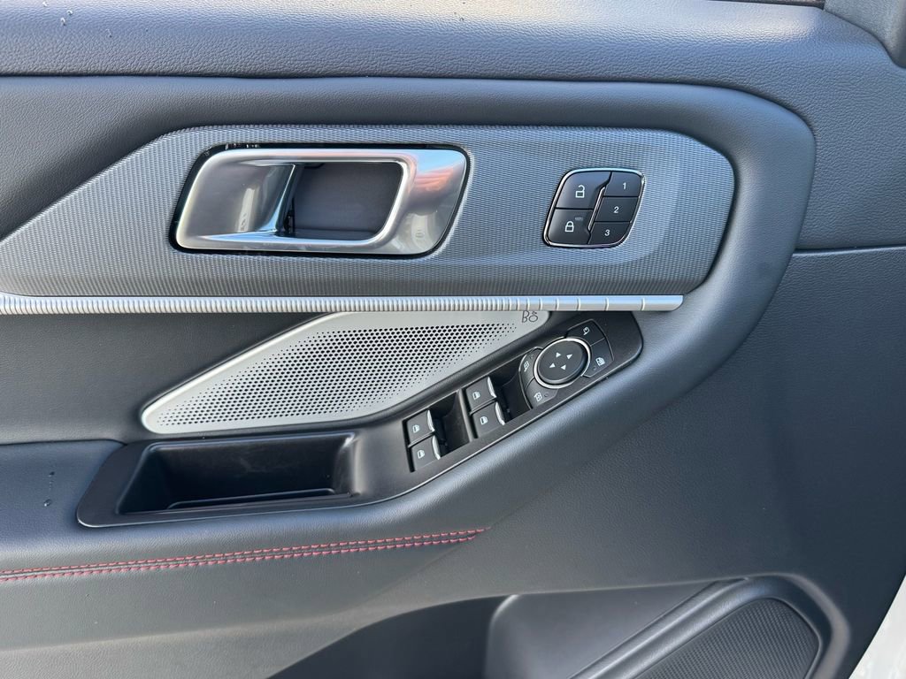 New 2026 Ford Explorer ST w/ Sun And Sound Package image 9