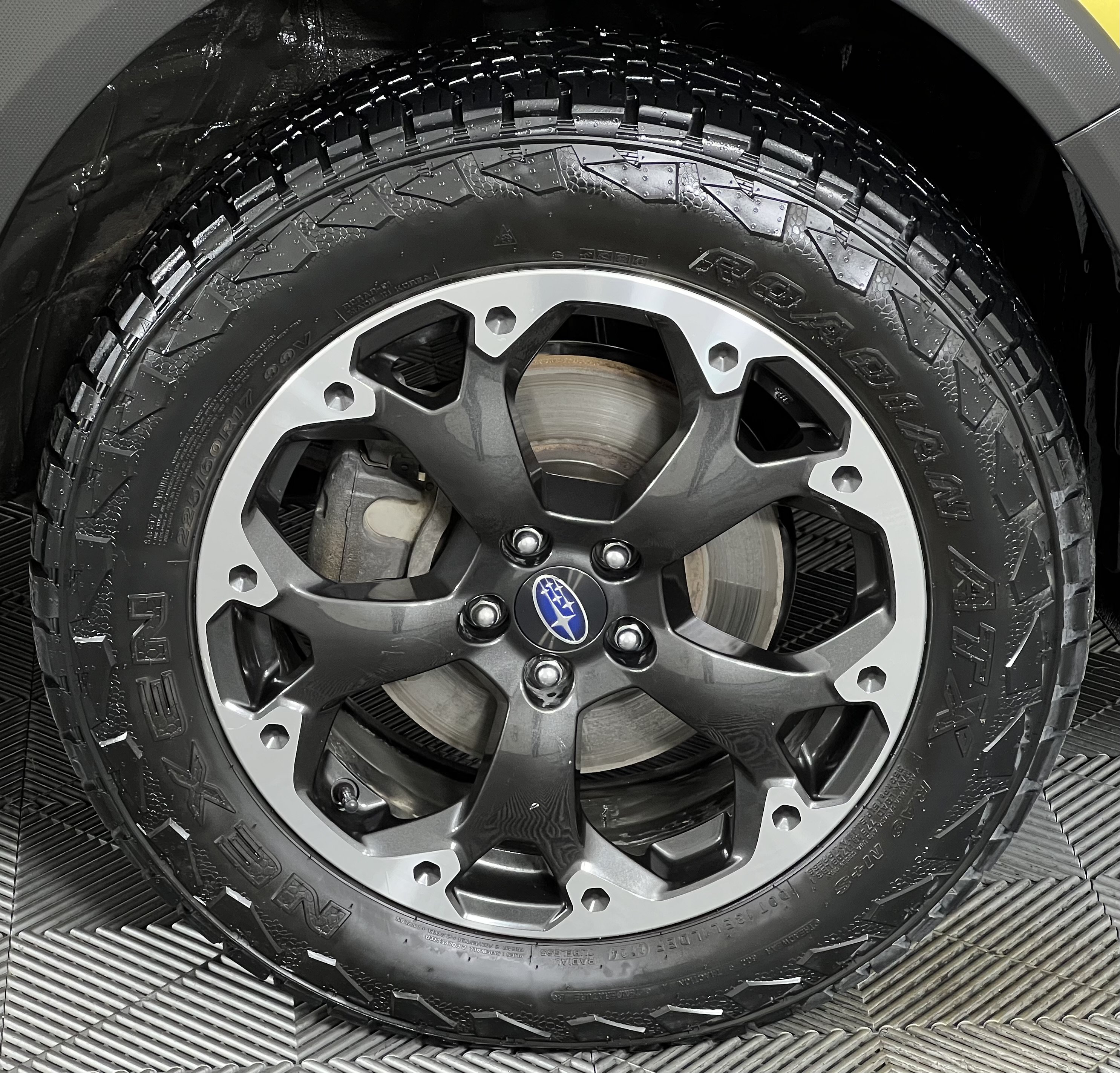 Used 2021 Subaru Crosstrek 2.0i AWD/4WD image 14