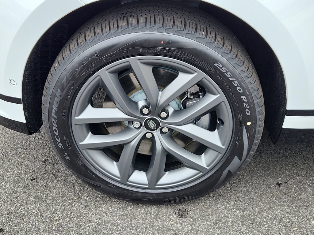 Used 2026 Land Rover Range Rover Velar Dynamic SE image 9