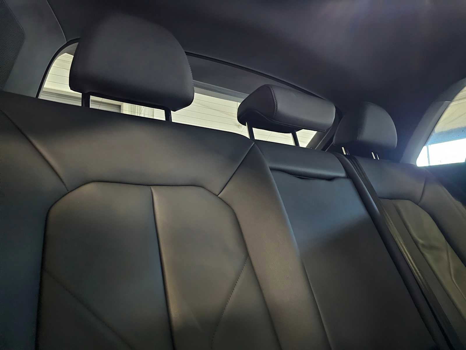 Used 2022 Audi Q3 2.0T Premium w/ Convenience Package image 13