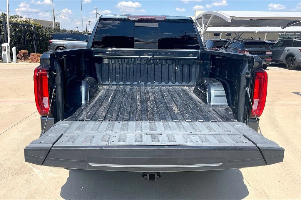Used 2020 GMC Sierra 1500 SLT RWD image 28
