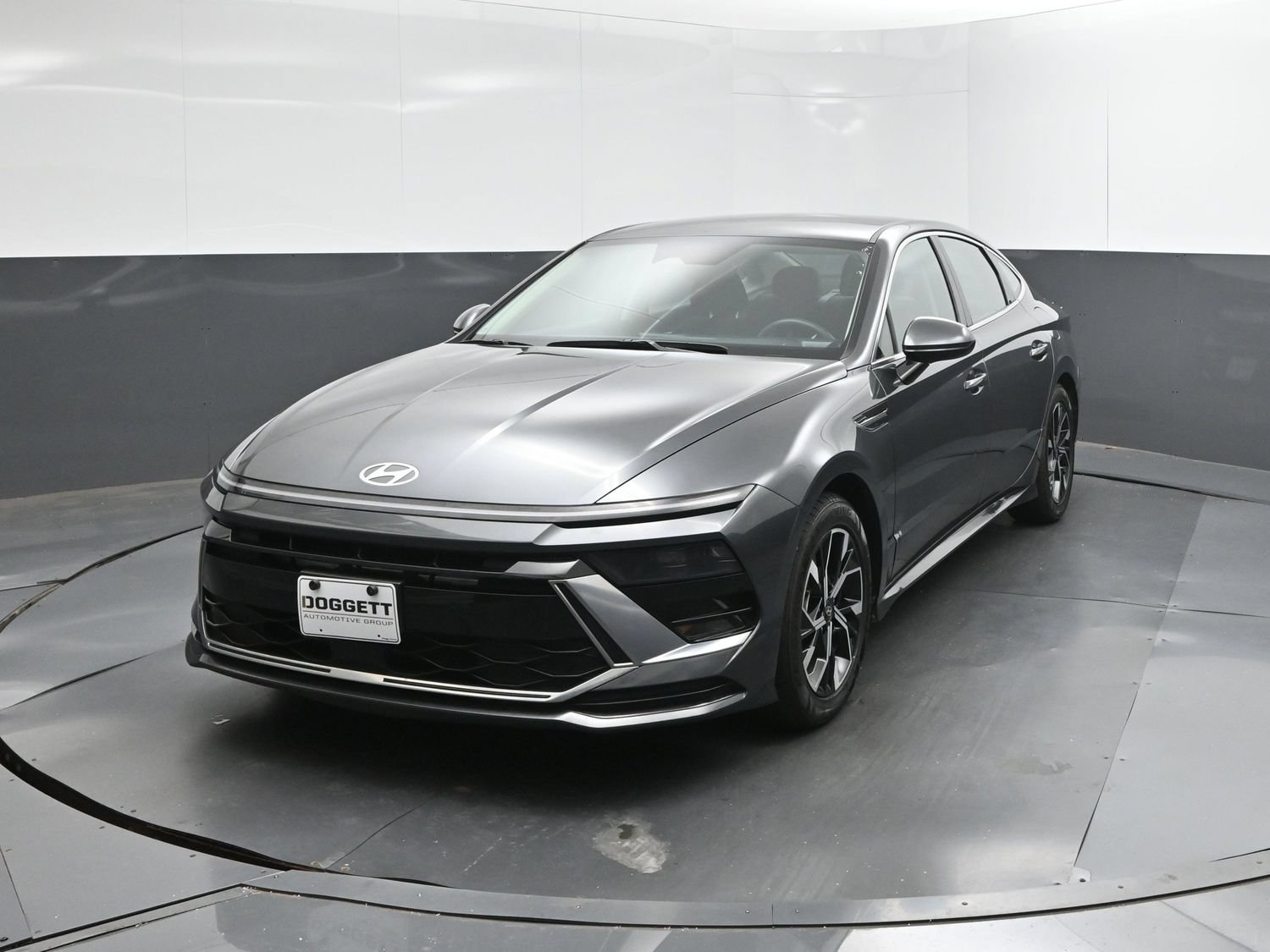 Used 2025 Hyundai Sonata SEL FWD image 22