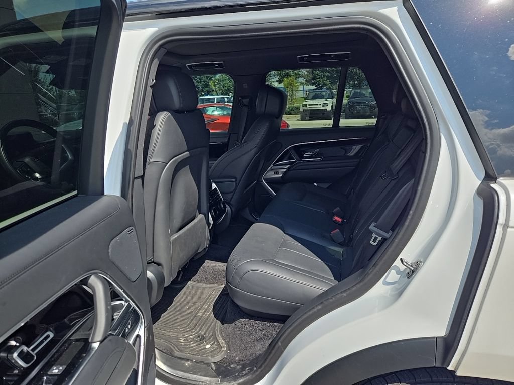 Used 2023 Land Rover Range Rover SE AWD/4WD image 17