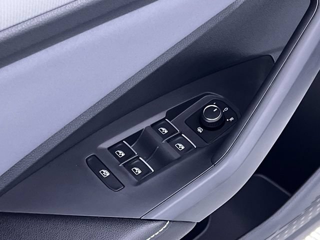 New 2026 Volkswagen Jetta SE FWD image 13