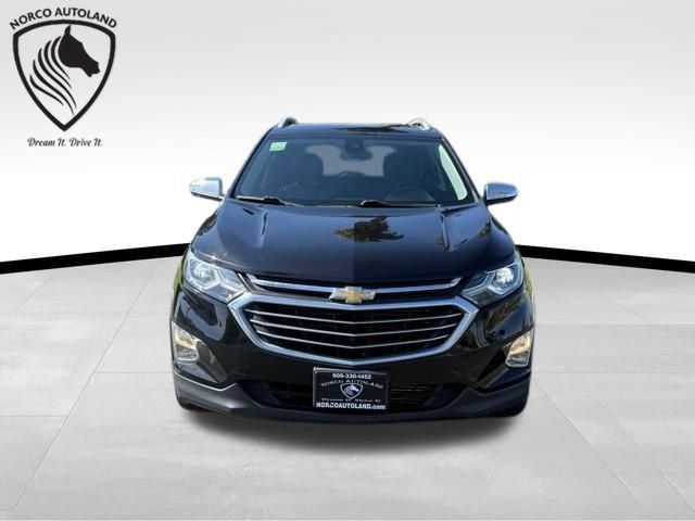Used 2018 Chevrolet Equinox Premier image 2