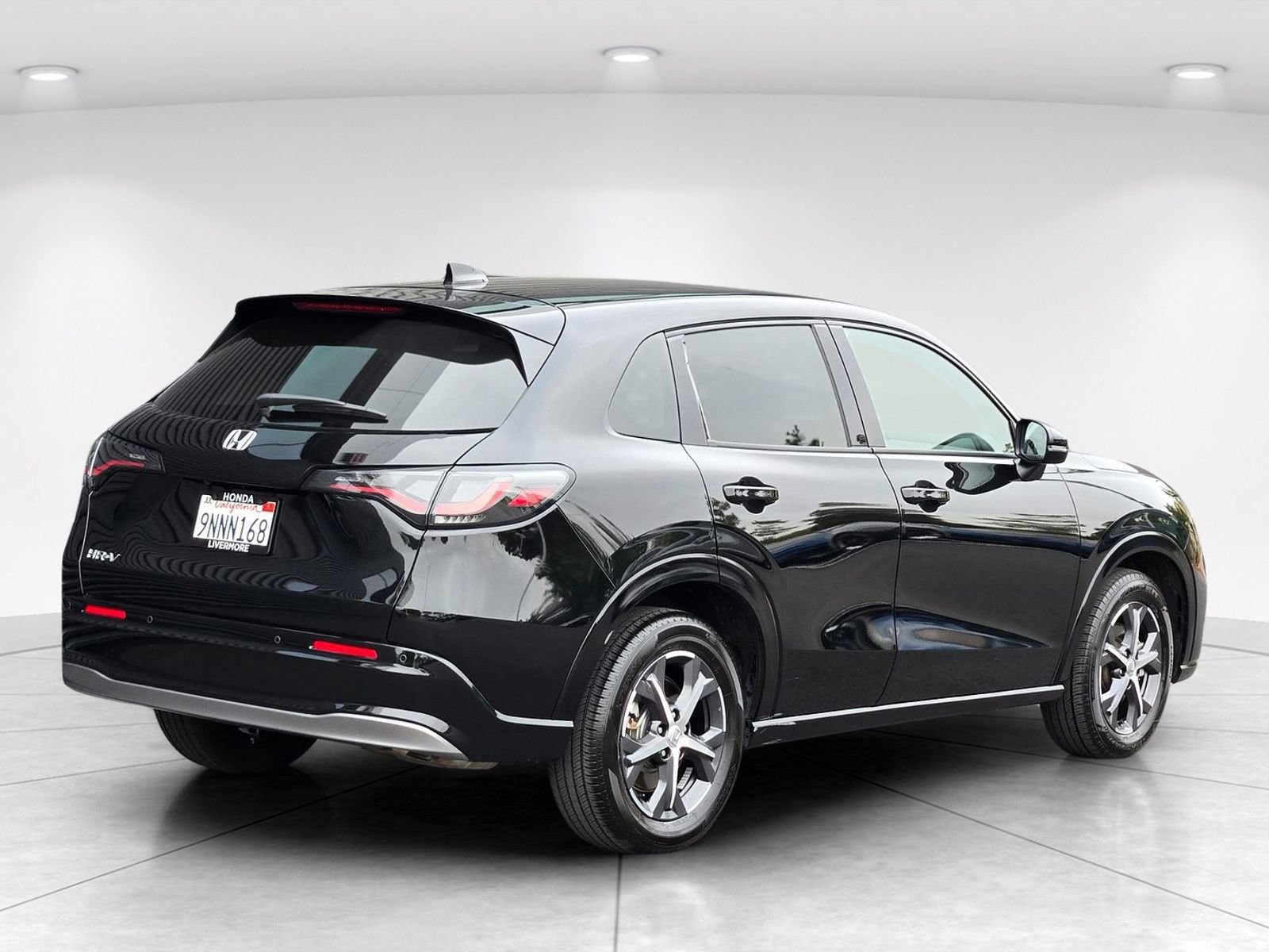 Used 2025 Honda HR-V EX-L image 6