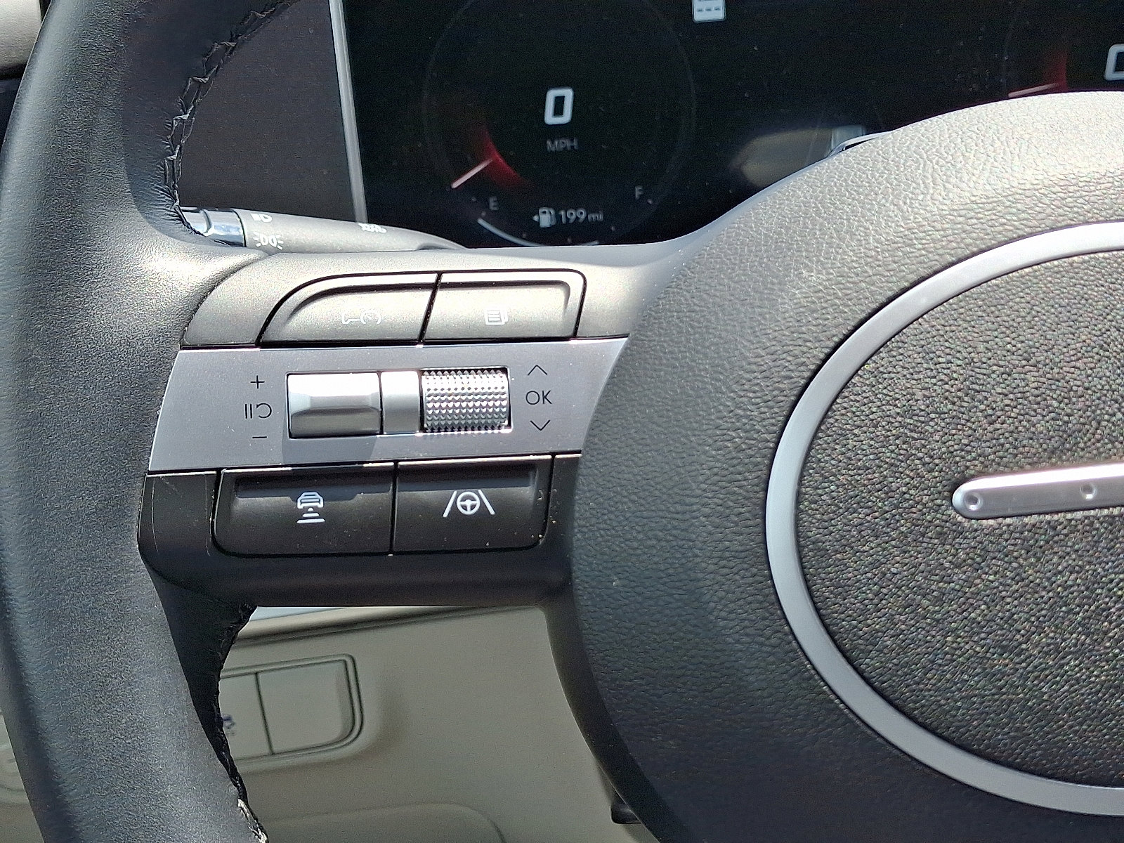 Used 2025 Hyundai Tucson SEL image 22