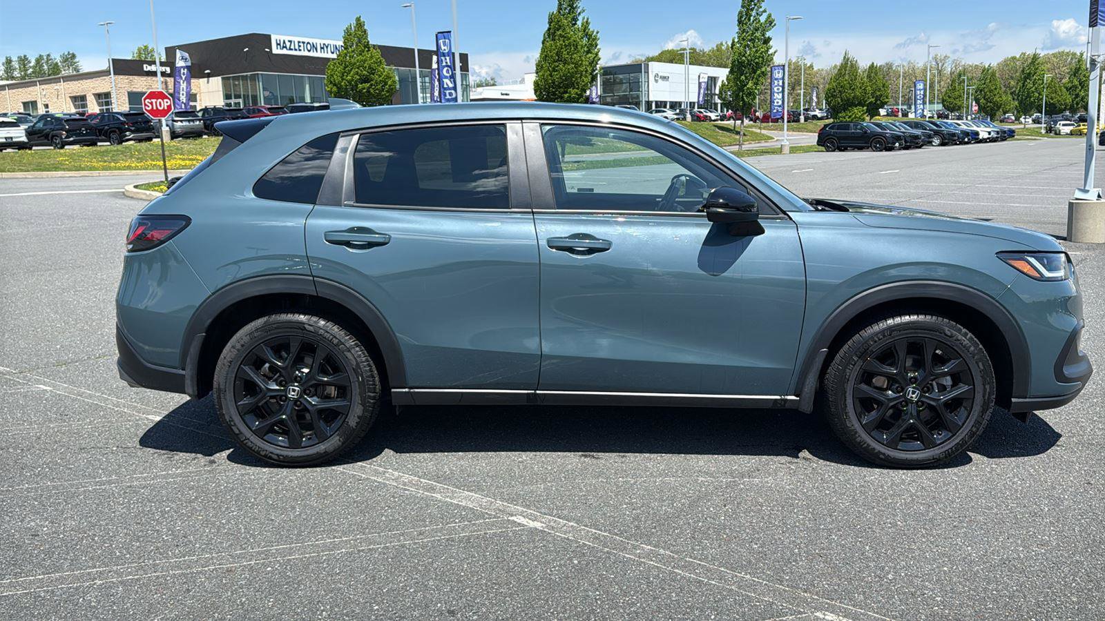Used 2024 Honda HR-V Sport image 4
