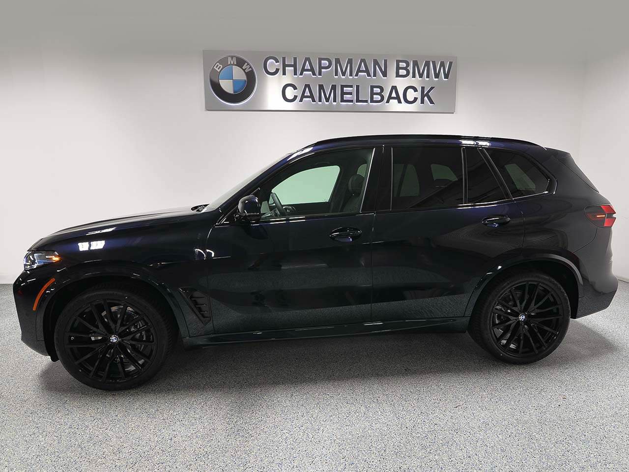 Used 2026 BMW X5 xDrive40i AWD/4WD image 3