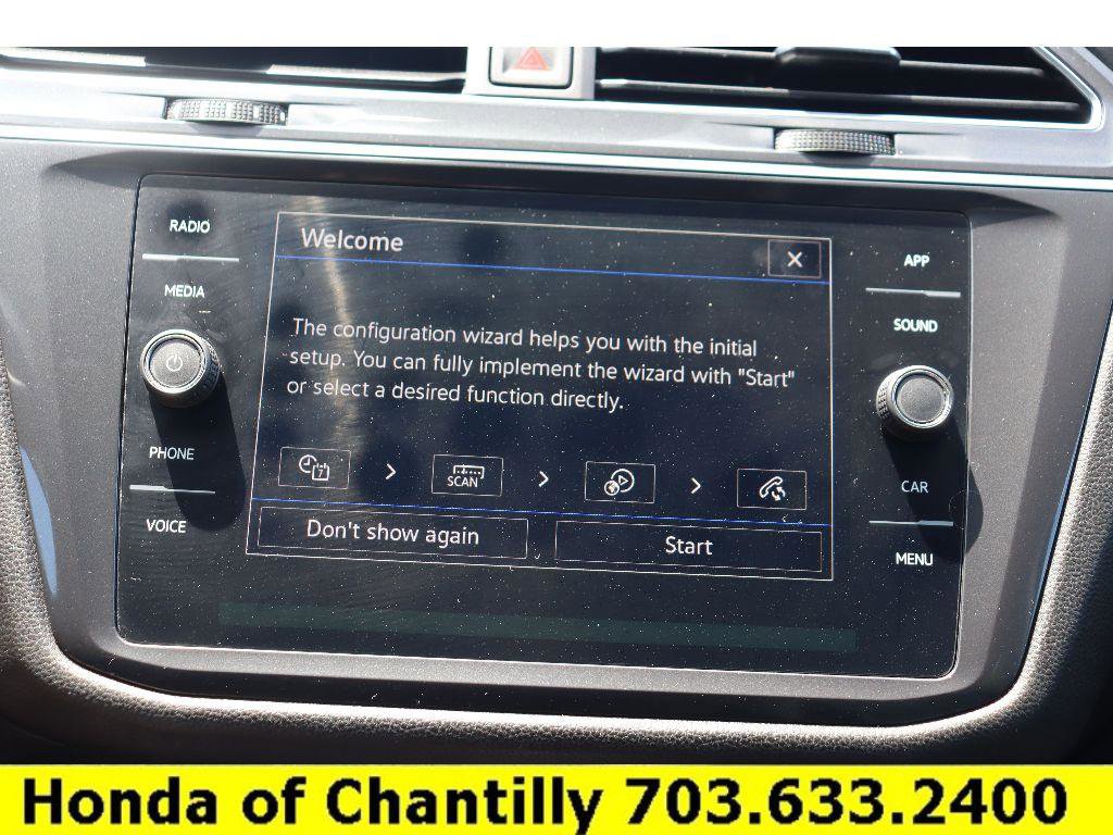 Used 2022 Volkswagen Tiguan SE image 9