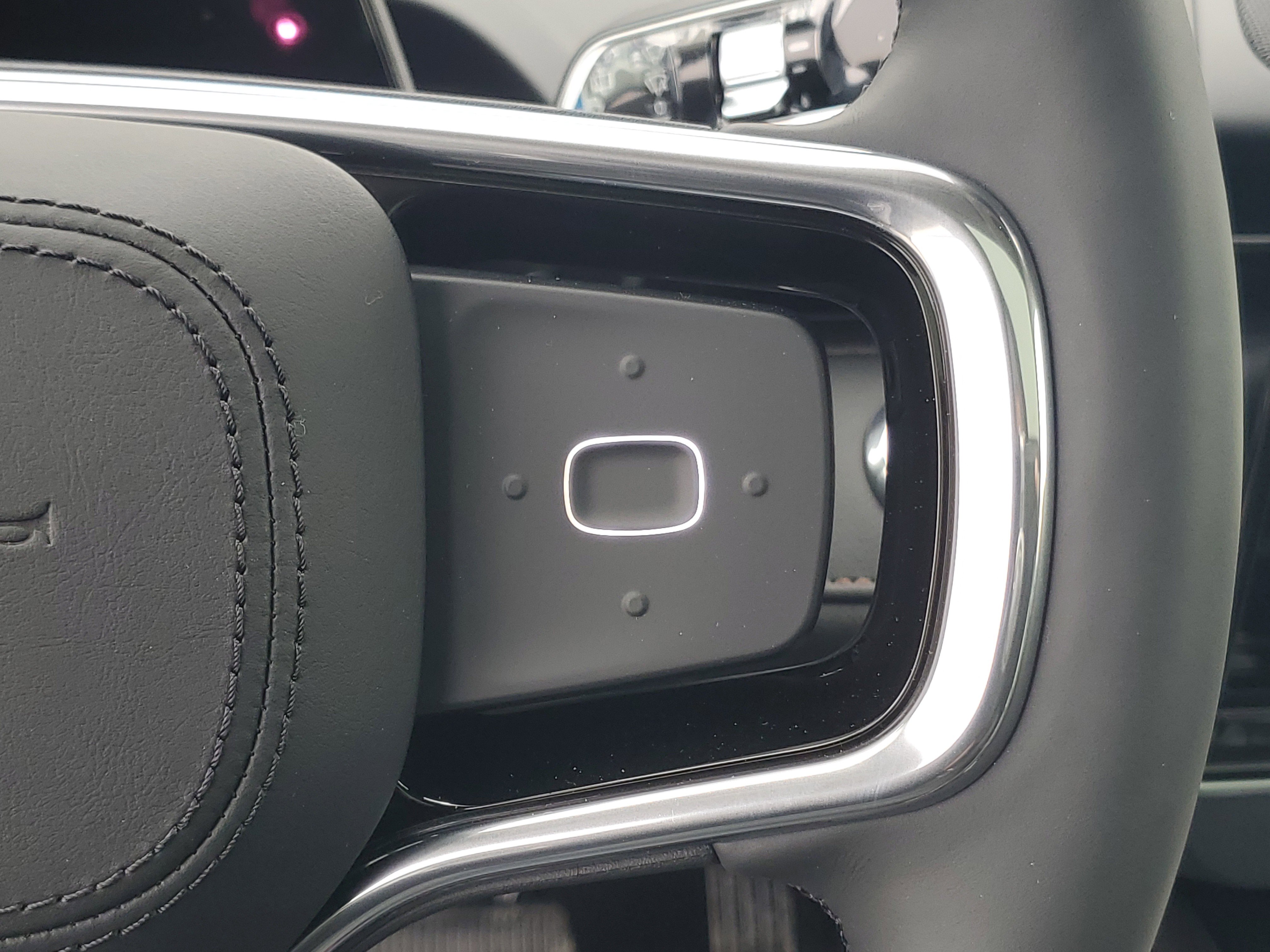 New 2026 Lincoln Nautilus Premier w/ Equipment Group 102A image 18