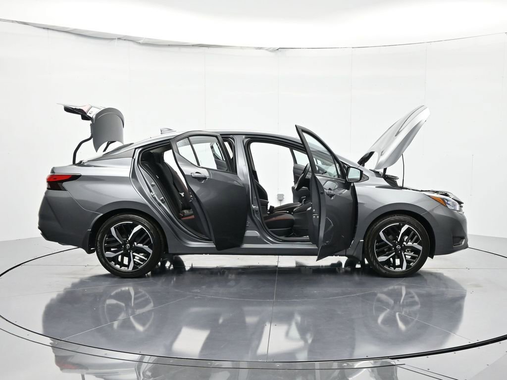 New 2025 Nissan Versa SR w/ Trunk Package FWD image 54