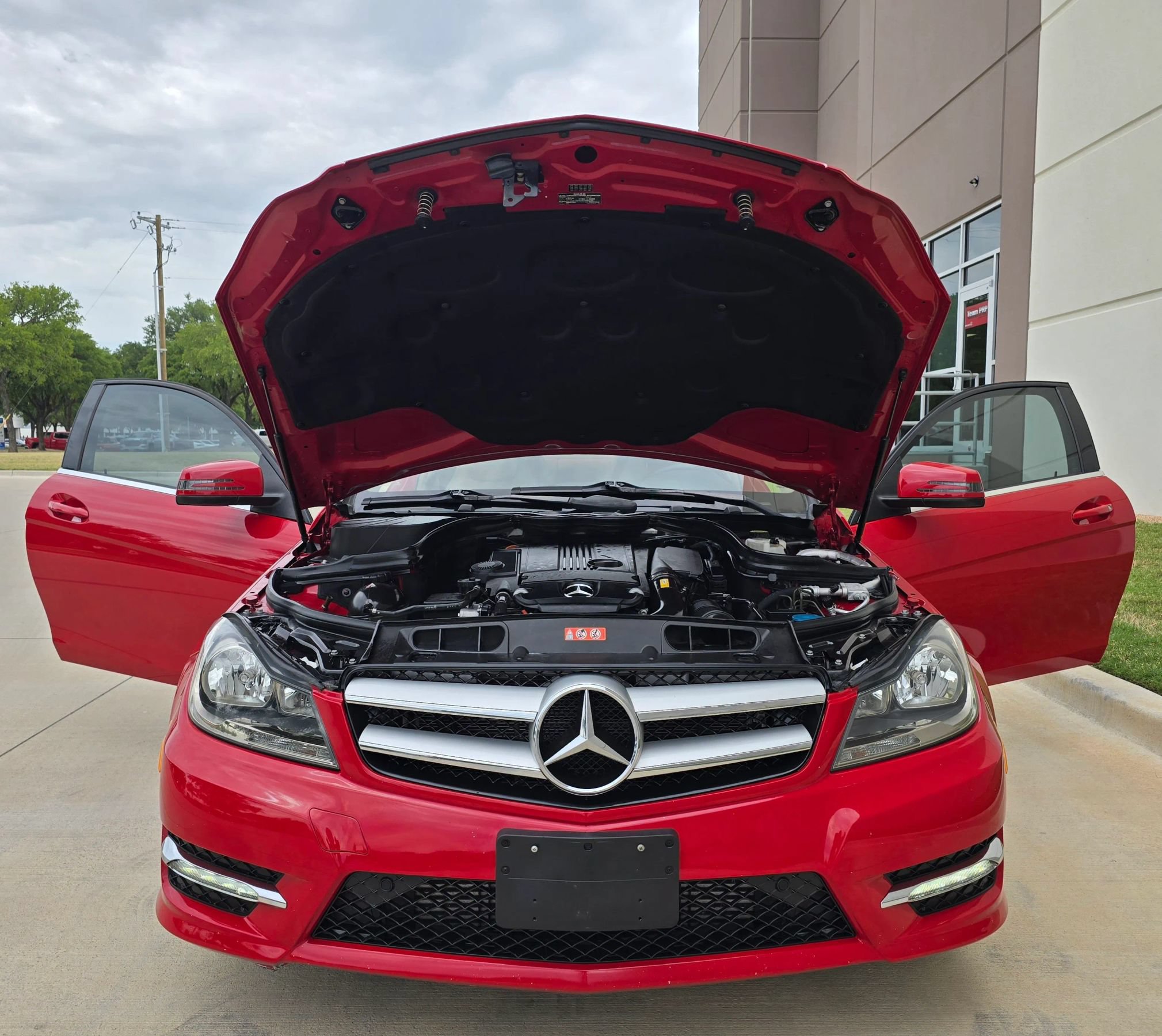 Used 2012 Mercedes-Benz C 250 Coupe image 12