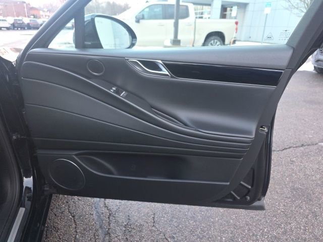 Used 2023 Genesis G80 2.5T image 8