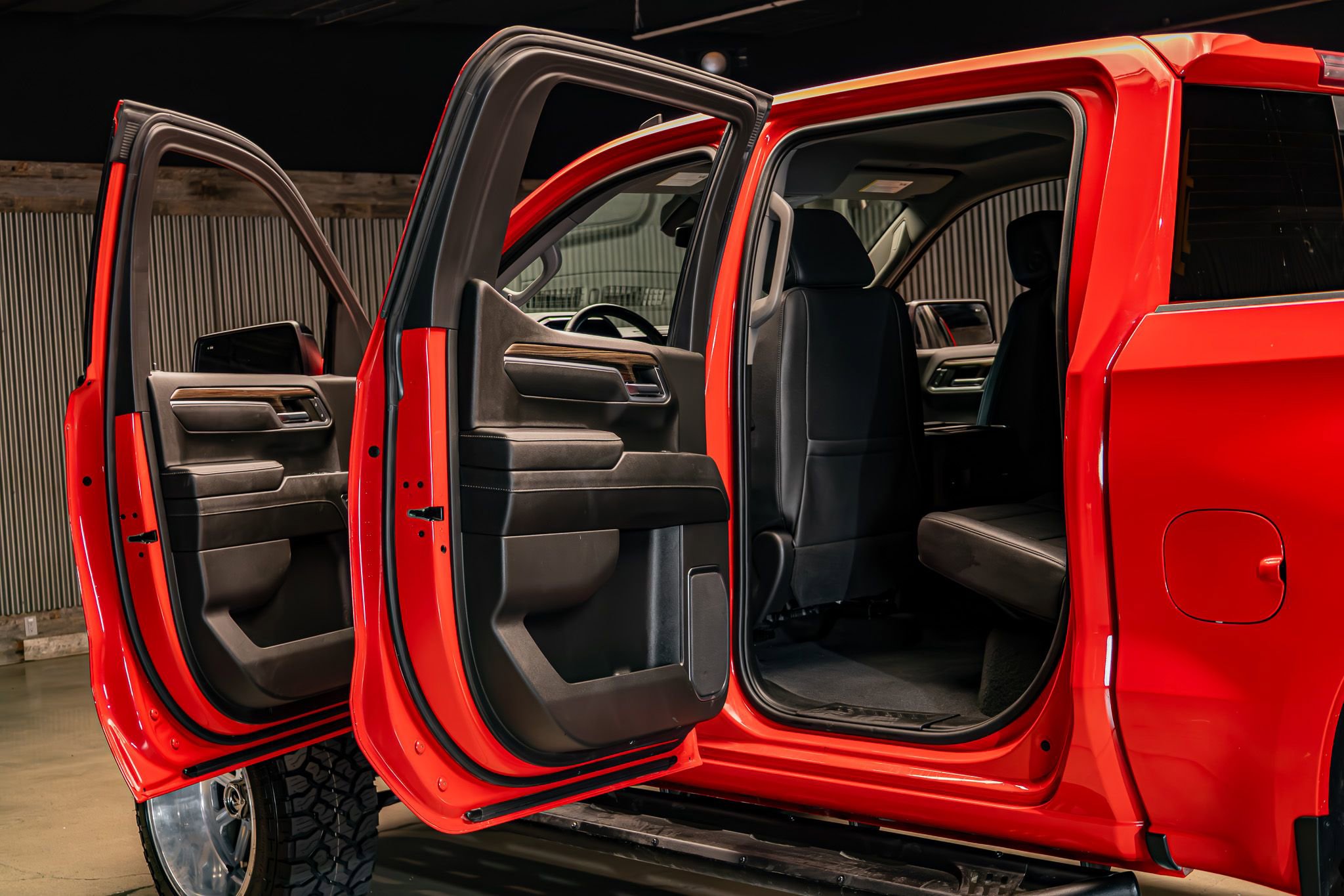 Used 2023 Chevrolet Silverado 1500 LT Trail Boss w/ LT Trail Boss Premium Package image 29