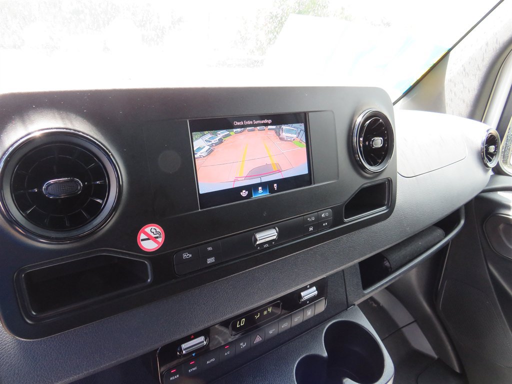 Used 2024 Mercedes-Benz Sprinter 2500 image 8
