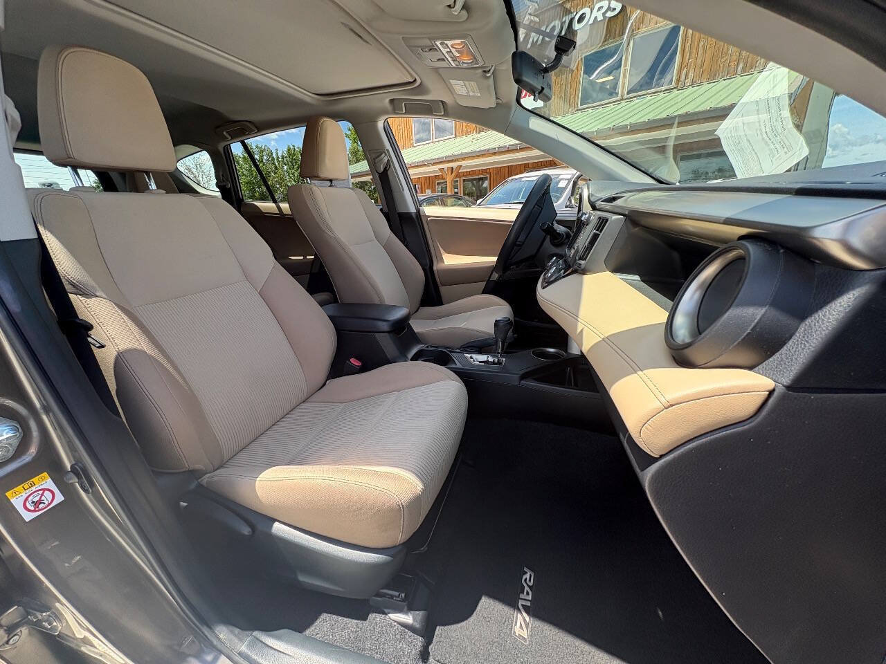 Used 2013 Toyota RAV4 XLE AWD/4WD image 36