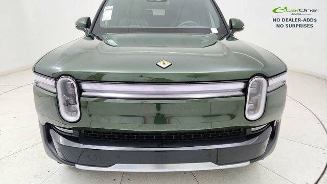 Used 2025 Rivian R1S Adventure AWD/4WD image 9