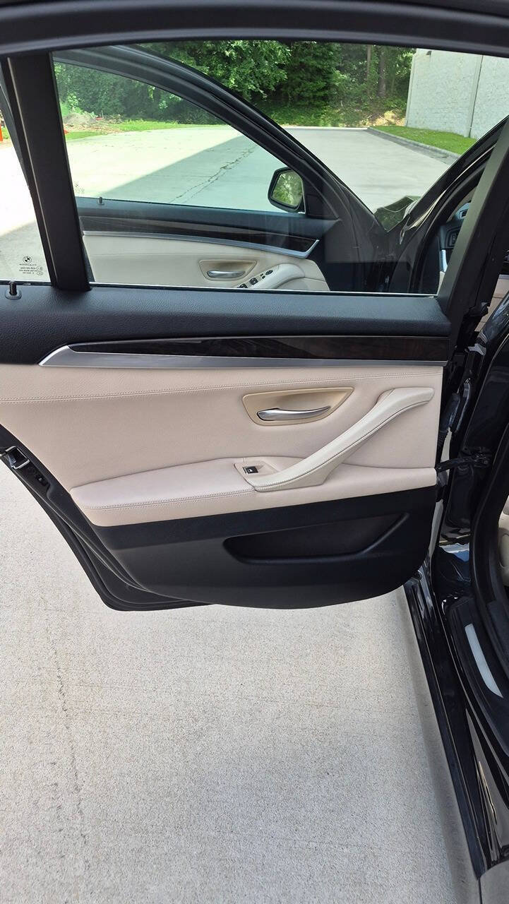 Used 2012 BMW 528i xDrive Sedan AWD/4WD image 54